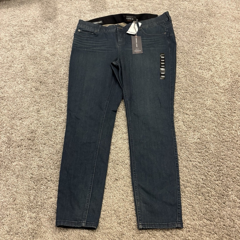 Torrid 18R Bombshell Skinny Jeans Women's Premium Stretchy Dark Wash Shaping NWT